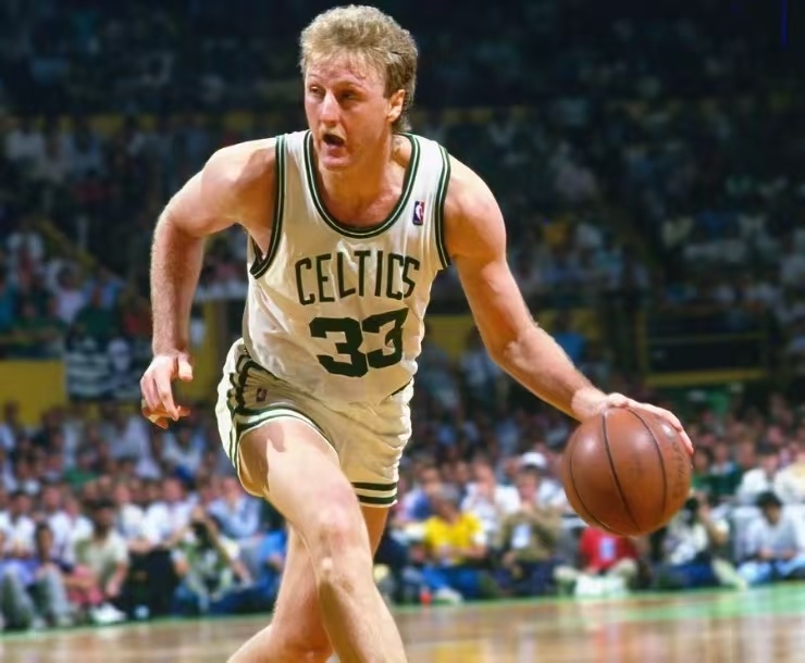 队的进攻更 队的进攻更