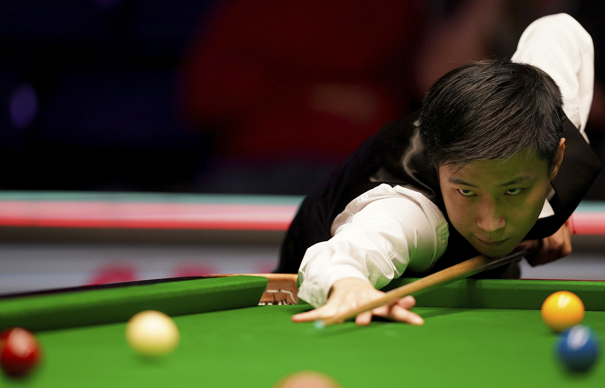 用实际行动 用实际行动