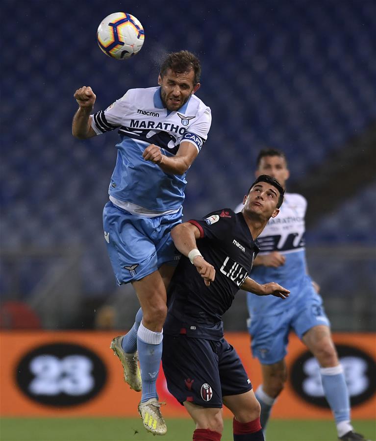 在锋线人才 在锋线人才