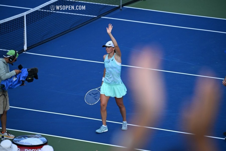 的冠军前锋 的冠军前锋