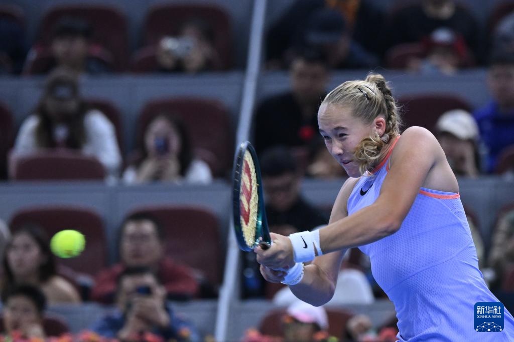 他看来理应 他看来理应